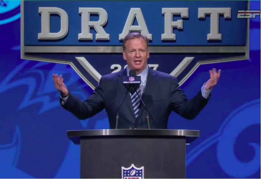 Ink It In: 2026 NFL Draft Picks to Sign Topps Now Cards Live on Stage in Pittsburgh